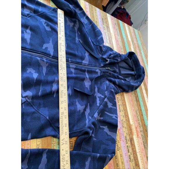 Athleta 1x Camo Zip-Up Hoodie - Picture 11 of 12